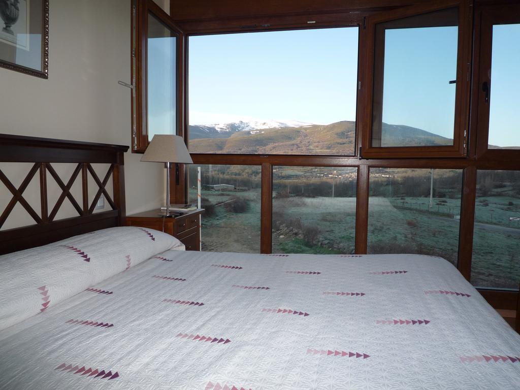 Apartamentos La Covatilla Neila de San Miguel Luaran gambar